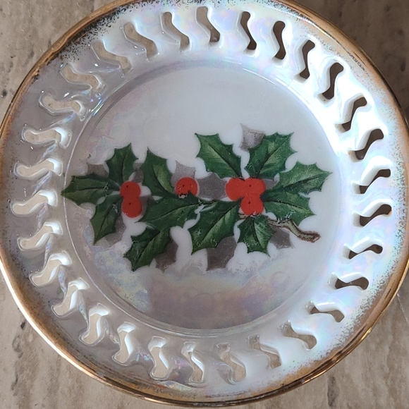 Iridescent Decorative Miniature Bowls (3) - Picture 3 of 7